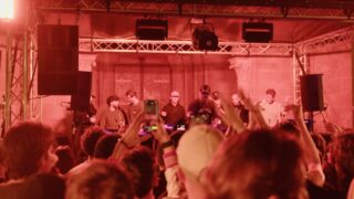 VOUS ÊTES PRÊT·E·X·S ? PARCE QUE NOUS, OUI. 🔊

Dans 2 jours, on remet ça.
De la musique, des copaines, des rencontres, des sourires, beaucoup de danse et cette ambiance qu’on avait beaucoup trop hâte de retrouver. 💛

Une nouvelle étape commence, et  surtout on va la vivre avec vous.

🎟️ La billetterie est toujours ouverte, lien en bio.

ONE LOVE

🎥 @joaoprates__